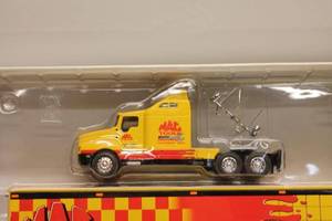 lot 414 image: Mac Tools Motorsports 164 Scale Die Cast Racing Transporter - First Edition