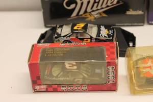 lot 426 image: Lot of Limited Edition Die-Cast NASCAR Collectibles