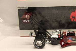 lot 429 image: Mac Tools Racing 1994 Top Fuel Dragster Collectible Model