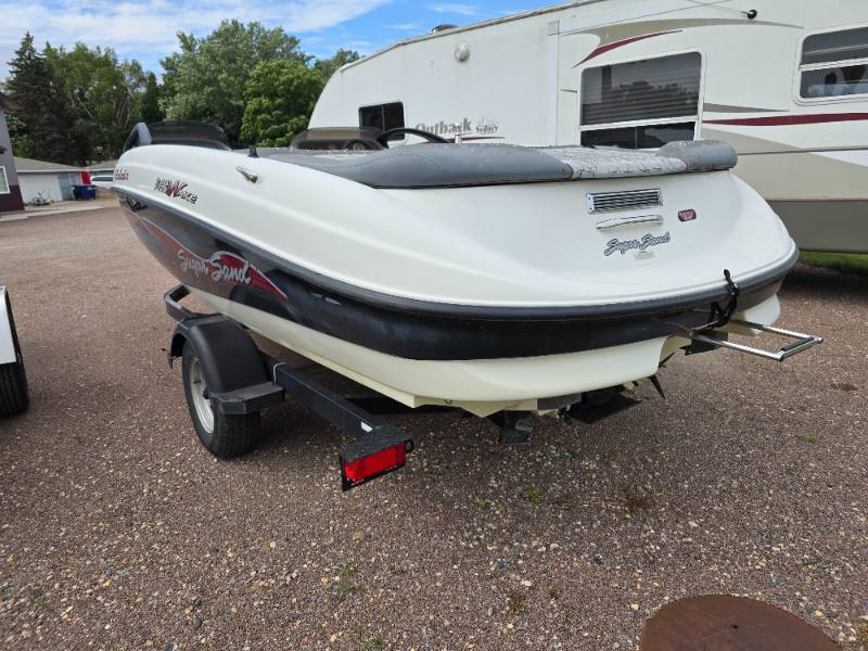 lot 12 image: 2003 Sugar Sand Jet Boat