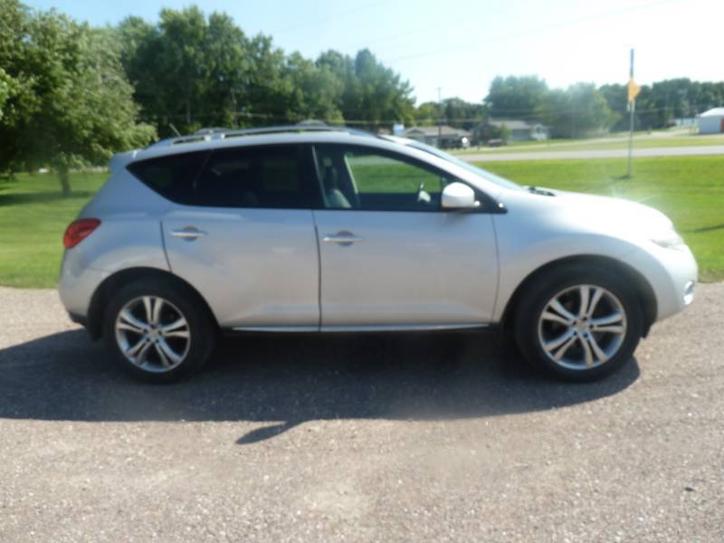 lot 11 image: 2009 Nissan Murano AWD