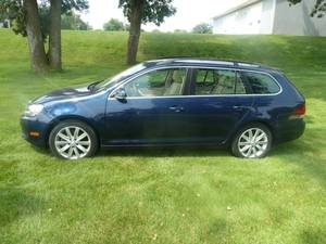 lot 14 image: 2011 Volkswagen Jetta TDI