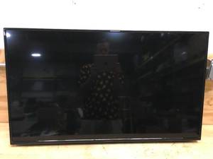 lot 66 image: Insignia 43 inch TV Model # NS-43D420NA20