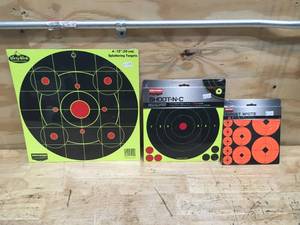 lot 93 image: Lot of 3 - packs of shooting targets