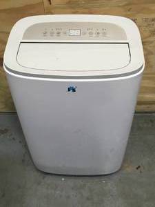 lot 9 image: JHS 10,800 BTU 115V Portable Air Conditioner with Remote Model # JHS-A020A-10KR-D