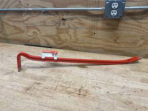 lot 108 image: CRESCENT 30in Steel Wrecking Bar (07302410.84)