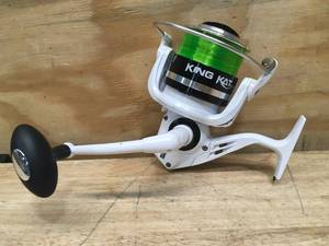 lot 130 image: Bass Pro Shops King Kat Spinning Reel Model # CBK80 (Retail 429.99)