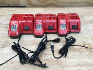 lot 157 image: Lot of 3 - Milwaukee M18 & M12 Rapid Charger Model # 48-59-1808