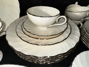 8 Piece Lenox China Laurent Estate Place Setting  Place setting for 8, Serving pieces and candle stick holders