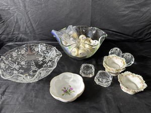 Vintage Prelude Style Candy Dish with Ruffled Edge, Clear Glass Bowl, Antique Crown Austria RamekinSouffle Dishes - 3, 2 sets of votive candle holders