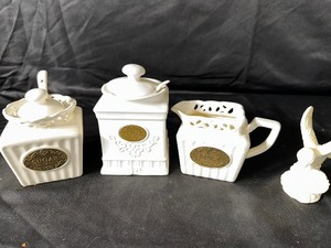 THL Classic Farmhouse Canisters
