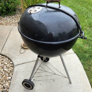 lot 8 image: Weber Charcoal Grill With Tools