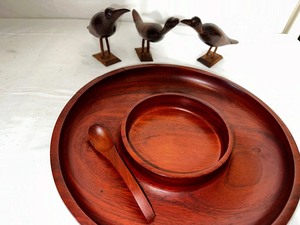 lot 50 image: Wood Bowl And Three Hand Carved Birds