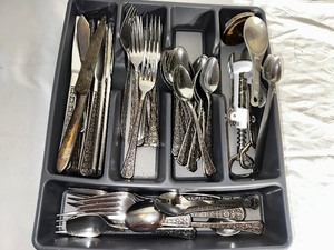 lot 79 image: Flatware Set