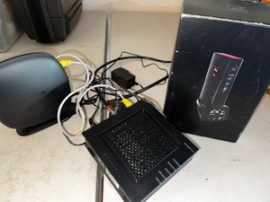 lot 92 image: Verizon Four G LTE Broadband Router With Voice, Motorola Router And Belkin Router