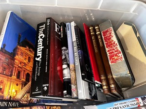 lot 106 image: Miscellaneous Box Of Vintage Books