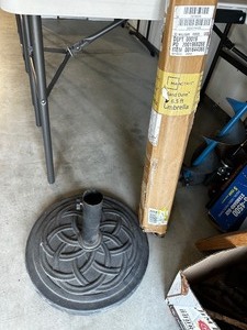 lot 117 image: Umbrella Stand With Sand Dune Six And One-Half Foot Umbrella