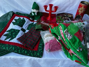lot 61 image: Entire Lot Of Vintage Christmas Decor