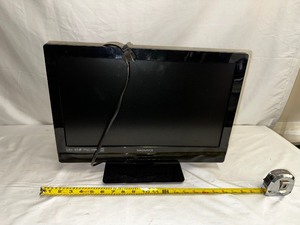lot 262 image: Magnovox LCD TV with Remote