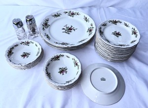 lot 67 image: Johann Haviland Traditional Fine China Moss Rose Pattern Bavaria Germany, Thirteen Bread Plates, Eight Dessert Bowls, Four Dinner Plates (One With Small Chip)