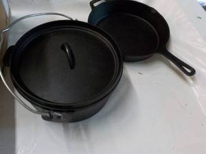 lot 70 image: Cast Iron Fry Pan and Dutch Oven...