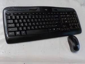 lot 91 image: LOGI Keyboard and more...