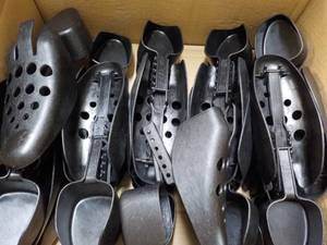lot 100 image: Shoe Stretchers...