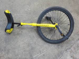 lot 124 image: Torker UniCycle...