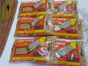 lot 140 image: 6 ct x 32 oz Bags Chef Way Brown Rice- past best date