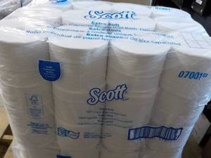lot 210 image: Scott 2 ply White Coreless 36 Rolls Bath Tissue