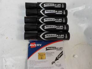 lot 280 image: 5 ct Avery Marks A lot  Large Sizes...