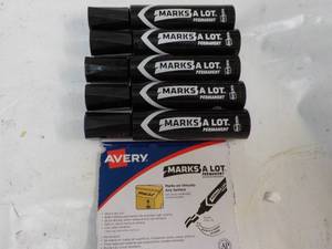 lot 283 image: 5 ct Avery Marks A lot  Large Sizes...