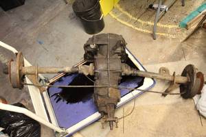 Used Automotive Differential Assembly with Axles - Heavy Duty