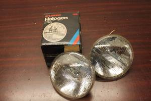 Pair of Sylvania Halogen Sealed Beam Headlamps - Model H6024