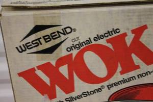 West Bend Original Electric Wok with SilverStone Premium Non-Stick Surface