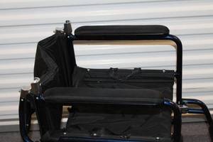 Folding Transport Wheelchair with Footrest