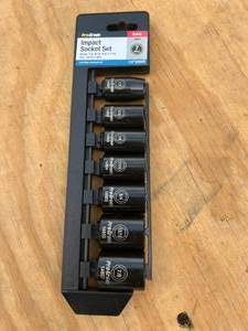 lot 26 image: 7 Piece 12 Drive Impact Socket Set