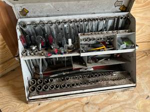 lot 31 image: Tool Box and Contents