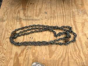 lot 35 image: Chain