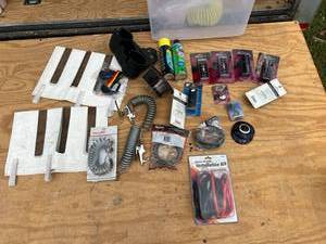 lot 51 image: Mixed Lot Truck Items