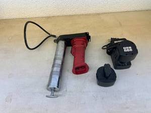 lot 63 image: Legacy 12V Cordless Grease Gun with Charger & 2 Batteries