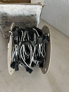 lot 87 image: Continuous Plug Wire Harness