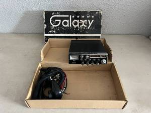 lot 95 image: Galaxy DX66V CB Radio