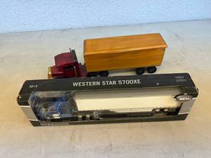 lot 104 image: Toy Trucks