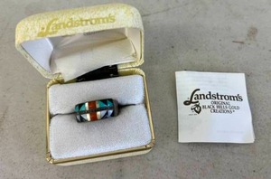 lot 117 image: Landstroms Original Black Hills Gold Creations Ring