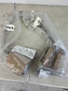 lot 129 image: New Mirror Brackets 714649