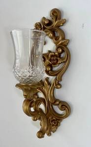 lot 169 image: Vintage Gold Wall Dcor- Homco Pocket Planter, Homco Gold Wall Sconces Set with 3 Sets of Glass Shades, Italian Gold Wall Sconces