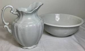 lot 36 image: Antique Royal Ironstone White China Johnson Bros. England Pitcher and Basin Bowl Set
