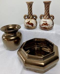 lot 48 image: Pair of Haeger Potteries Metalic Copper Bronze Glaze Vase and Planter and Belguim Deer Stag Metalic Gold Trimed Vases