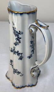 lot 12 image: Vintage Chocolate Pot- Cobalt Blue and White Gold Gilt Leaf Delicate